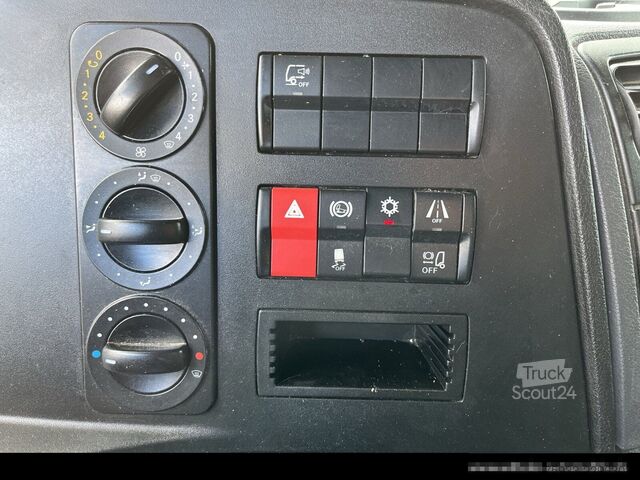 Autocarro con cassone MERCEDES-BENZ 1224 L Koffer 7,20m* LBW 1,5t*Klima*Automatik