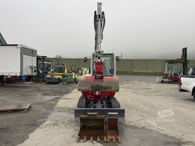 Mini-pelle TAKEUCHI TB TB 235-2 Powrtilt 3xSchaufeln Top