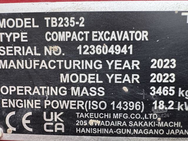Mini-pelle TAKEUCHI TB TB 235-2 Powrtilt 3xSchaufeln Top