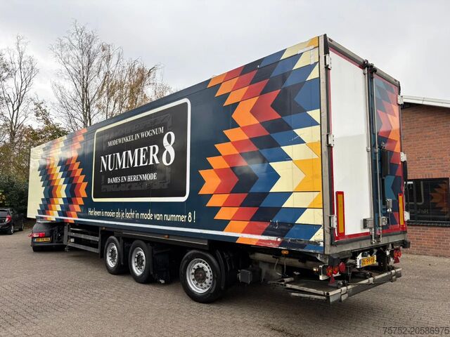 Transport réfrigéré/congélé Schmitz Cargobull Thermo King Frigo 2 Compartiments AS-2 Liftas A...