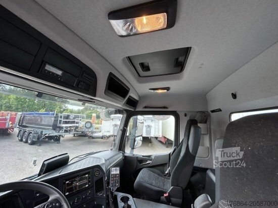 Betonmischer LKW MERCEDES-BENZ AROCS 3743, 8X4 BETONMISCHER, EURO 6, 9M³ LIEBHERR MISCHER