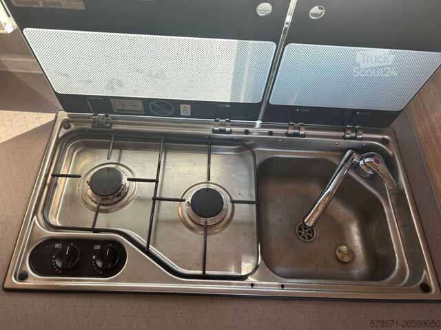 Camper semintegrato Etrusco T 6.9 SF (2022) – Ford Schaltgetriebe | Diesel | Teilintegriert