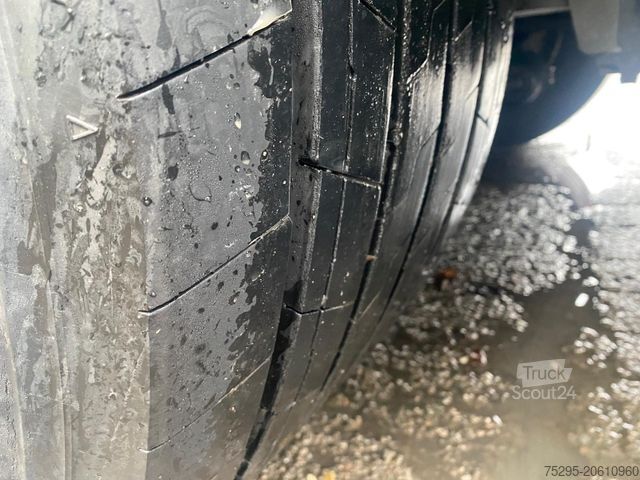 Semitrailer SCHMITZ CARGOBULL 3 Achs MEGA Curtainsider Hubdach