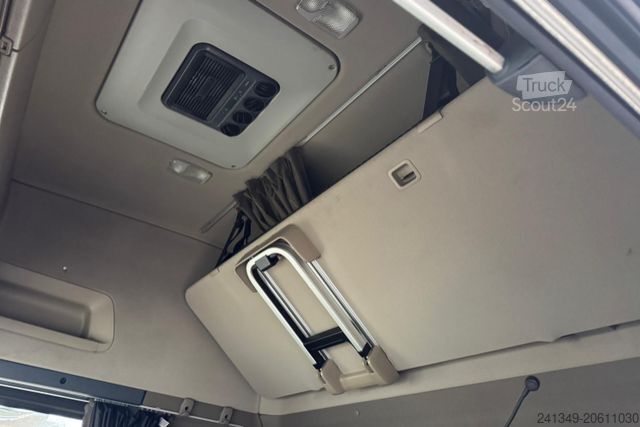 Стандартний тягач SCANIA R450 4x2 Tanks 1000L No EGR