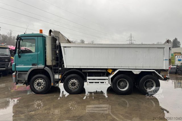 Camión volquete MERCEDES-BENZ 3248 8x4 Rückwärtskipper 15m3