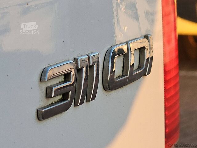 Bestelauto MERCEDES-BENZ SPRINTER 311 CDI AUT. L3H2
