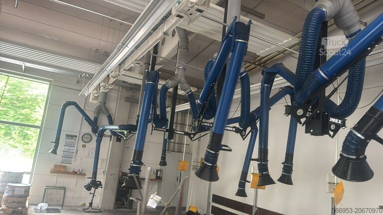 AGRAVIS Technik Lenne-Lippe GmbH AGRAVIS Technik Lenne-Lippe GmbH AGRAVIS Technik Lenne-Lippe GmbH