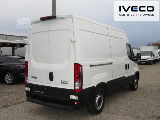 Фургон з високим дахом IVECO Daily 35S21A8V/P Automatik, Navi, HA Luft,LED