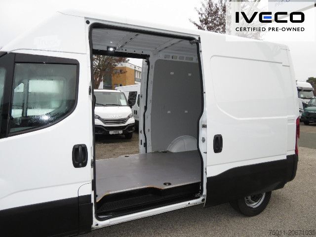 Фургон з високим дахом IVECO Daily 35S21A8V/P Automatik, Navi, HA Luft,LED
