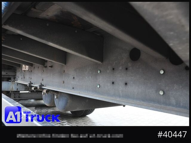 Auflieger mit Pritsche & Plane SCHMITZ Tautliner, Code XL, Bahn, verzinkt