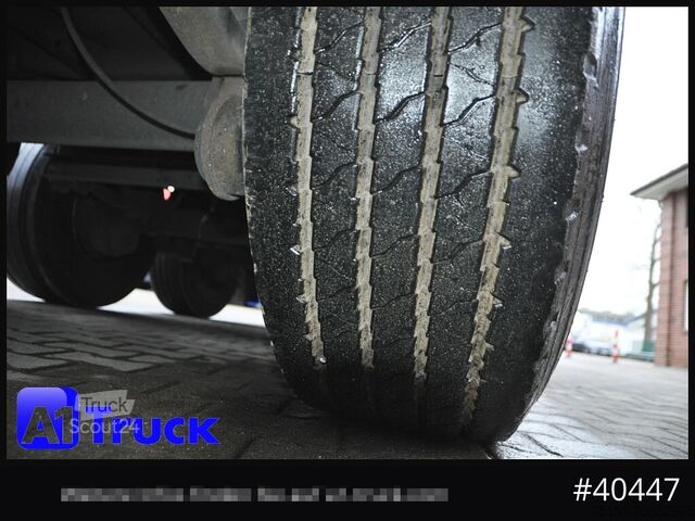 Auflieger mit Pritsche & Plane SCHMITZ Tautliner, Code XL, Bahn, verzinkt