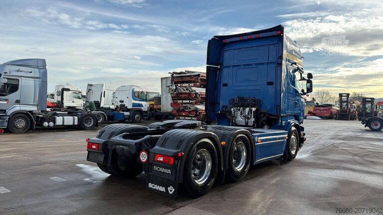 Standaard trekker Scania R520 (BELGIAN TRUCK / RETARDER / EURO 6 / 6X4 /...