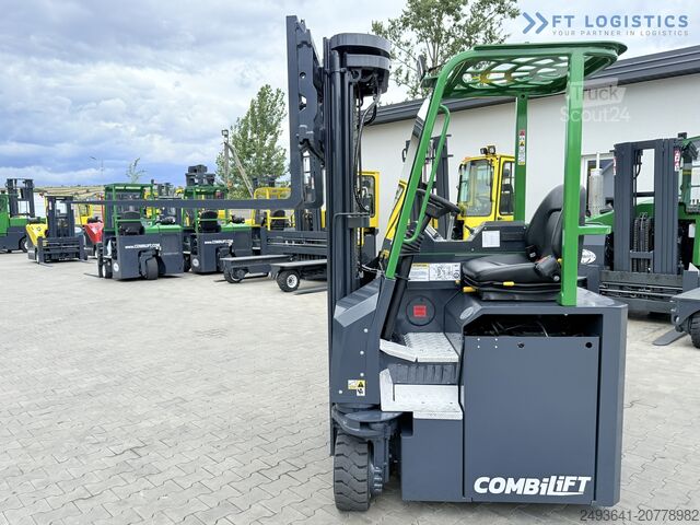 Chariot élévateur multidirectionnel COMBILIFT CBE2500 TRIPLEX 5500 FORK POSITIONER
