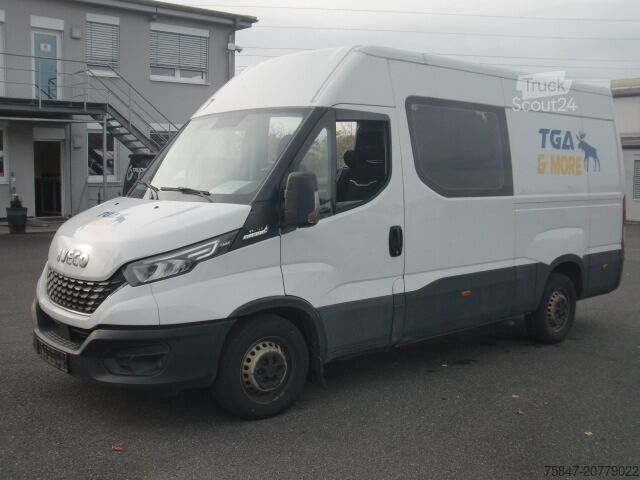 Fourgon tôlé Iveco Daily 35 S 16 A8 V Doka