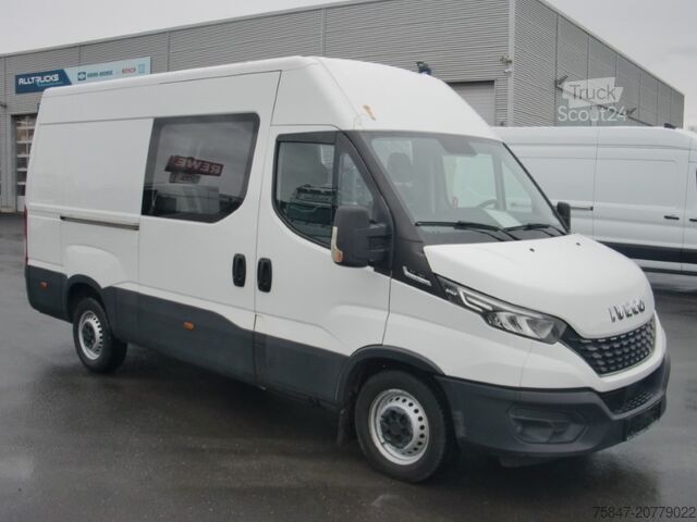 Dubă cu caroserie tip cutie Iveco Daily 35 S 16 A8 V Doka