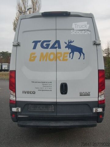 Fourgon tôlé Iveco Daily 35 S 16 A8 V Doka