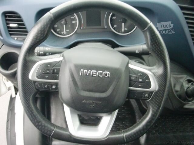 Dubă cu caroserie tip cutie Iveco Daily 35 S 16 A8 V Doka