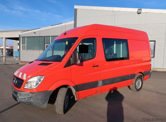 Ploščati dostavnik Mercedes-Benz 213 CDI