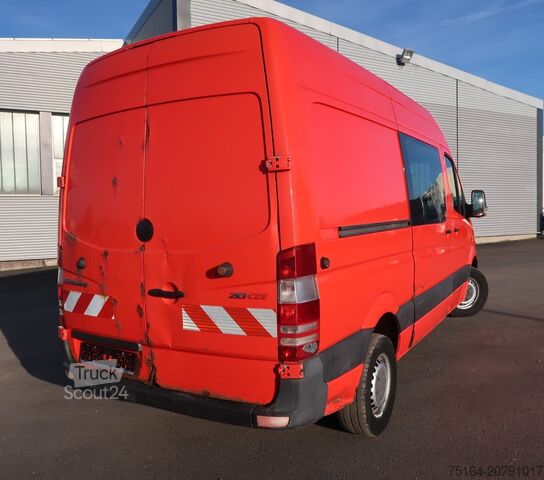 Ploščati dostavnik Mercedes-Benz 213 CDI