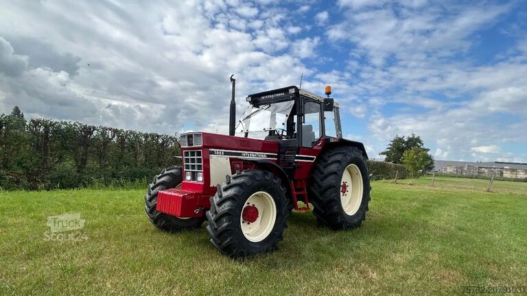 Traktorius International 1055 Concourstaat | comfort 2000 | new condition