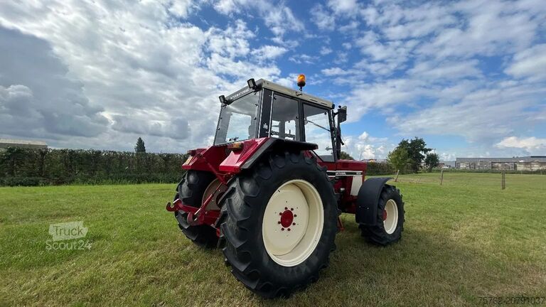 Traktorius International 1055 Concourstaat | comfort 2000 | new condition