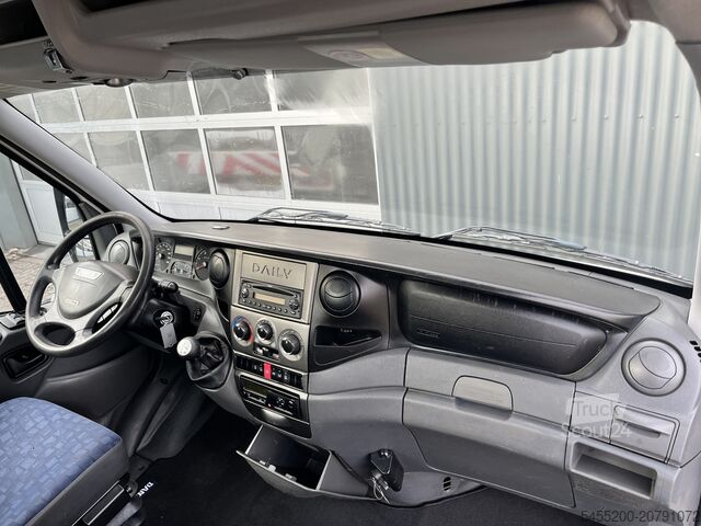 Savivartis Iveco Daily 50C15 Hiab 022 Laadkraan 1555kg laadvermo...