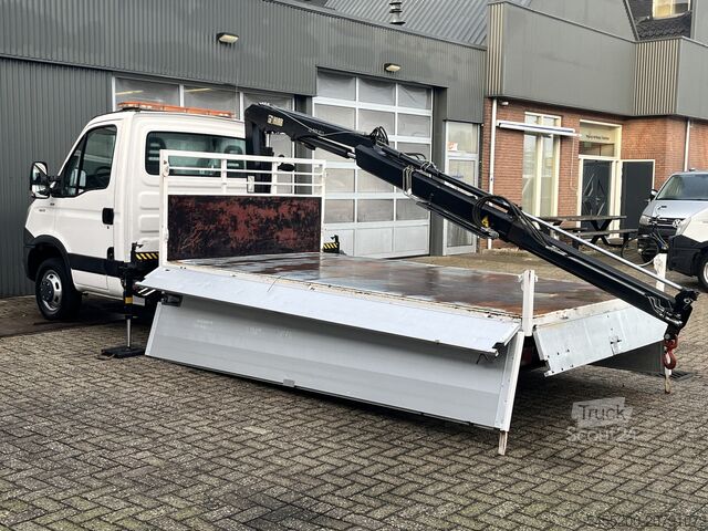 Savivartis Iveco Daily 50C15 Hiab 022 Laadkraan 1555kg laadvermo...