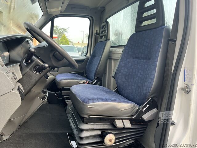 Autocarro a pianale con gru Iveco Daily 50C15 Hiab 022 Laadkraan 1555kg laadvermo...