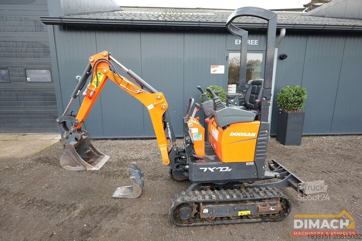 Graphe Doosan DX10Z Hydr. snelwissel - 1176 kg - 2 bakken - K...