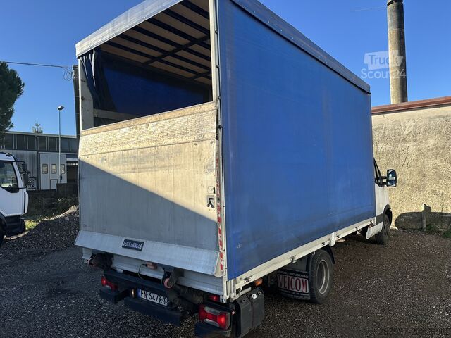 Furgone centinato IVECO Daily 35 C 17