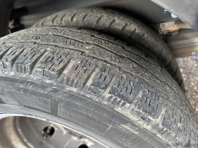 Furgone centinato IVECO Daily 35 C 17