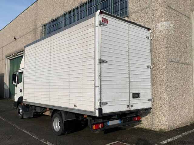 Furgone Nissan Atleon 35 Furgone 5 mt. Km 140.000