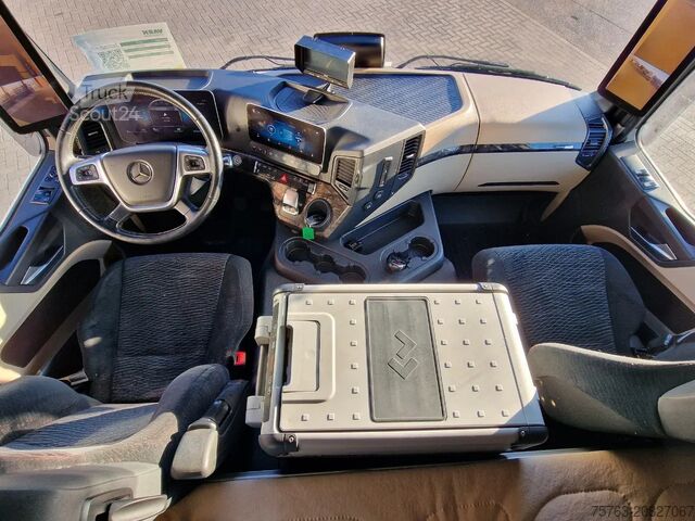 Valigia Mercedes-Benz Actros 2546 6x2 Streamspace - Box with sidedoor...