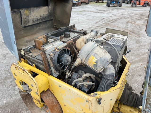 Single drum roller BOMAG BW 120 AD-3