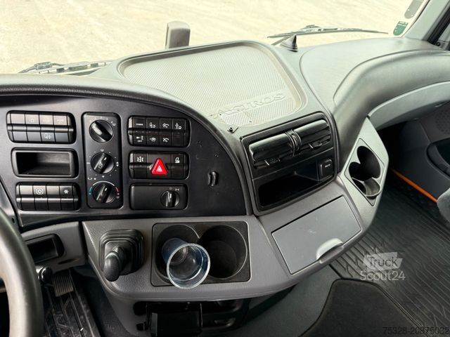 Standard SZM MERCEDES-BENZ Actros 1844 MP3 Megaspace Retarder