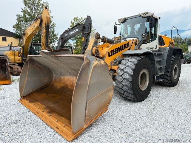 Radlader LIEBHERR L 566 Xpower 4,7m3 Schaufel Joystick Lenkun Top