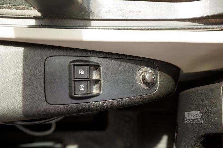 Polointegrovaný karavan Fiat Ducato Weinsberg Carasuite 2020 | Vollausstattung | 5 Schlafplätze