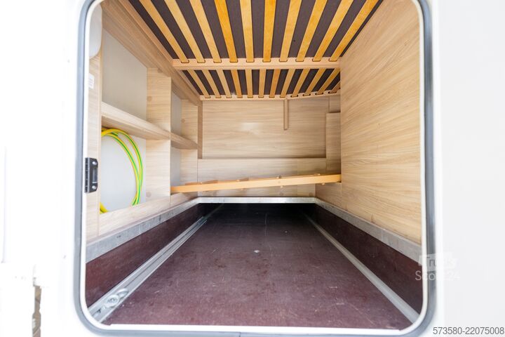 Polointegrovaný karavan Fiat Ducato Weinsberg Carasuite 2020 | Vollausstattung | 5 Schlafplätze