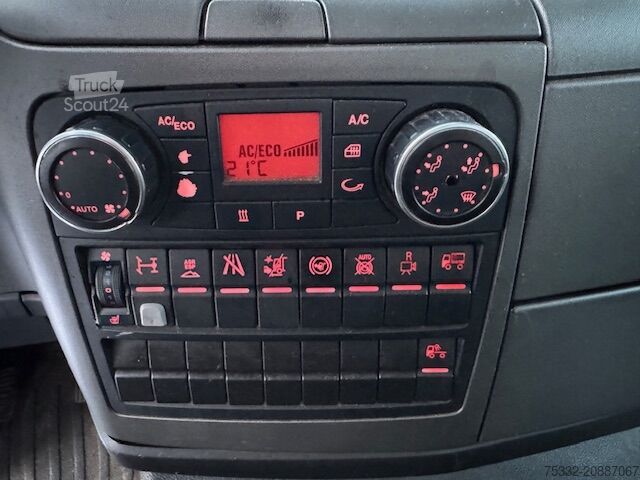 Camión con caja móvil MAN TGL 10.180 Wechselkoffer 5,2 m Klima