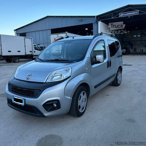 Van FIAT QUBO
