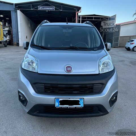 Van FIAT QUBO
