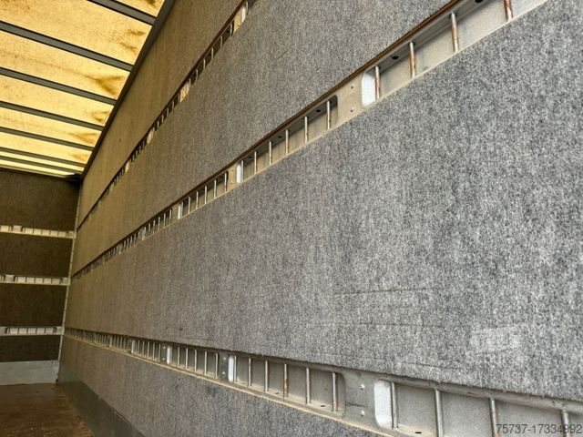 LKW mit Kofferaufbau MERCEDES-BENZ 918 L Motorschaden