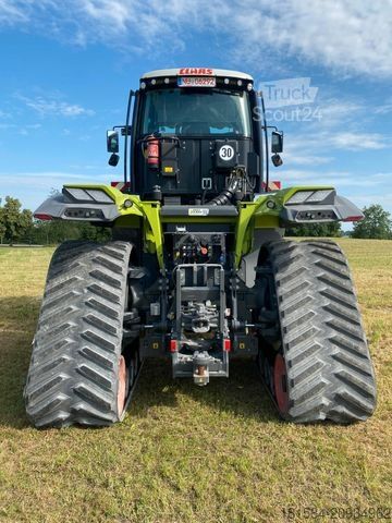 Tractor CLAAS Xerion 5000