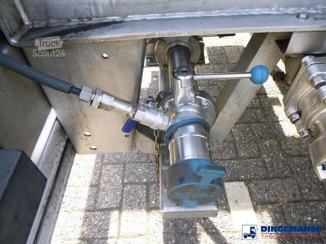 Tank Fluid Chemical tank inox 37.5 m3 / 1 comp ( AdBlue)