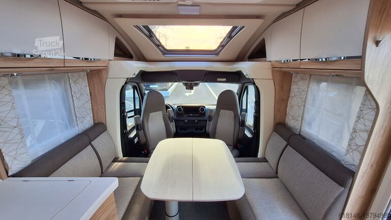 Halvintegrerad husbil EURA MOBIL Profila T 726 QF LUMINARY-S SONDERANGEBOT