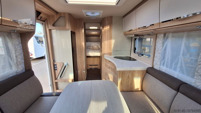 Halvintegrerad husbil EURA MOBIL Profila T 726 QF LUMINARY-S SONDERANGEBOT