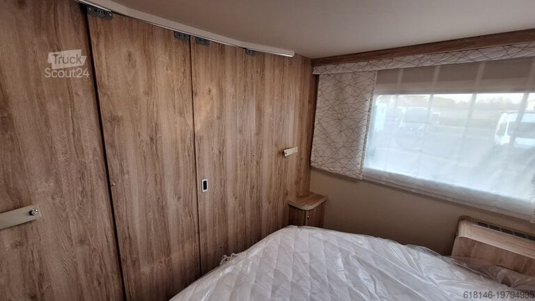 Halvintegrerad husbil EURA MOBIL Profila T 726 QF LUMINARY-S SONDERANGEBOT