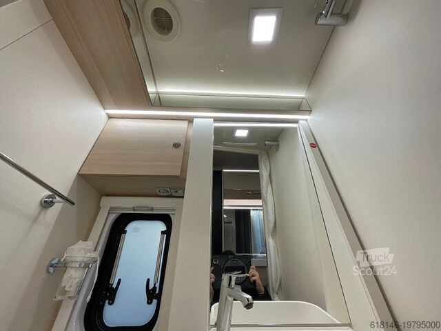 Skåpbil EURA MOBIL VAN 595 HB  Automatikgetriebe, Rückfahrkamera