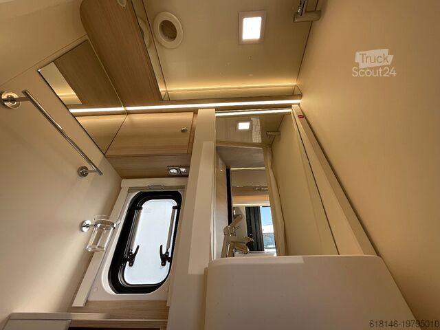 Furgoneta EURA MOBIL VAN 635 HB Solaranlage 120 W, Lithium Batterie