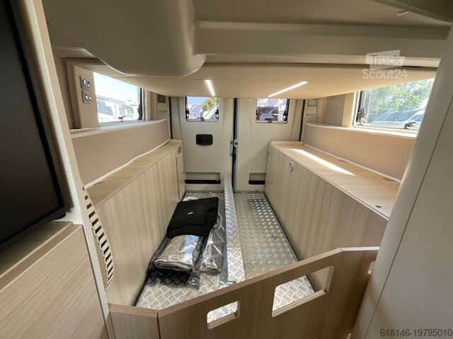 Furgoneta EURA MOBIL VAN 635 HB Solaranlage 120 W, Lithium Batterie